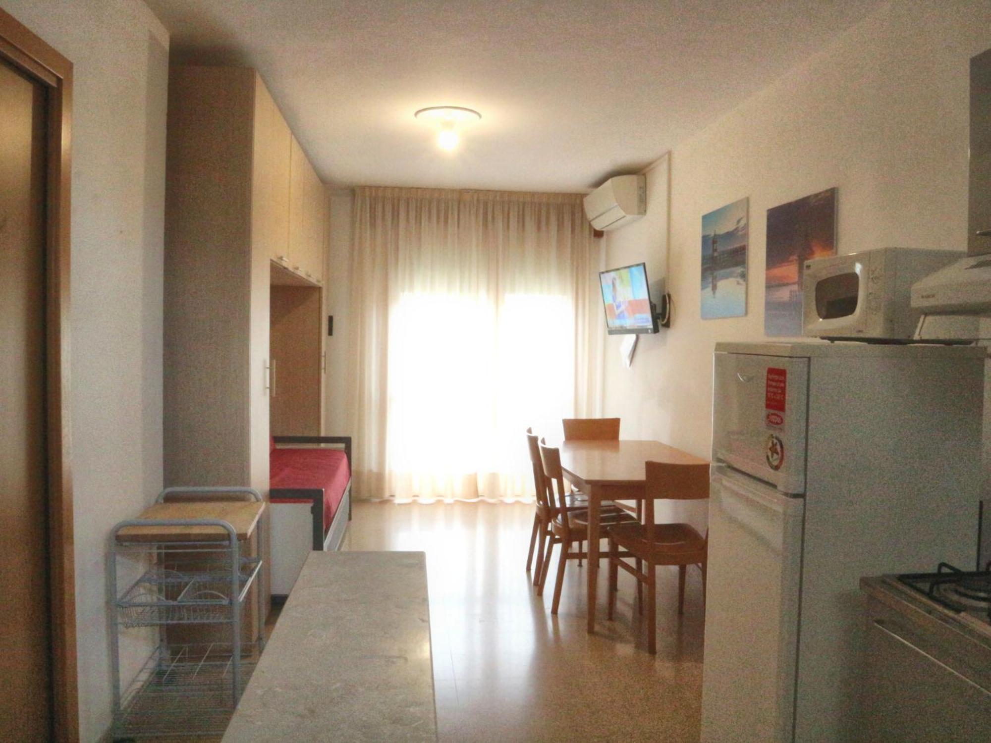 Elena Apartment Lignano Sabbiadoro Exterior photo